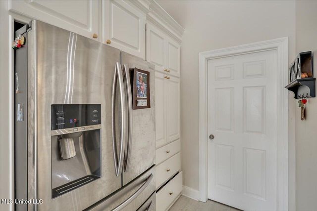 230 Lighthouse Lane, Brandon, MS 39047