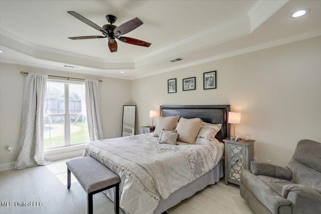 230 Lighthouse Lane, Brandon, MS 39047