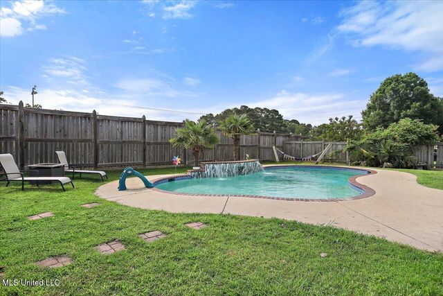 230 Lighthouse Lane, Brandon, MS 39047