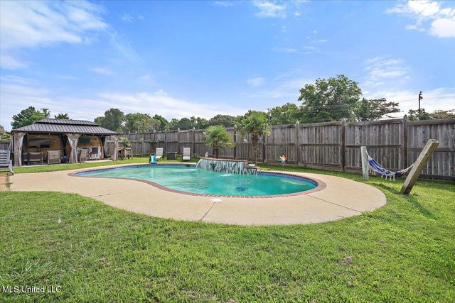 230 Lighthouse Lane, Brandon, MS 39047