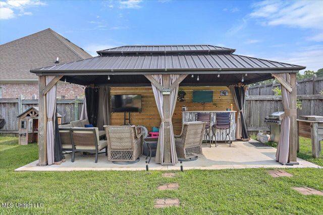 230 Lighthouse Lane, Brandon, MS 39047