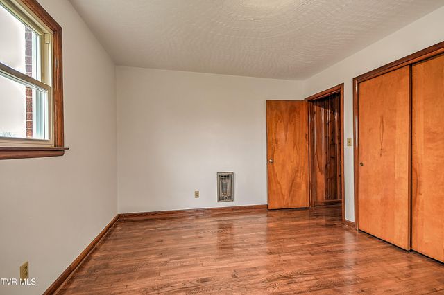 129 Thompson Street, Kingsport, TN 37660