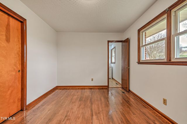 129 Thompson Street, Kingsport, TN 37660