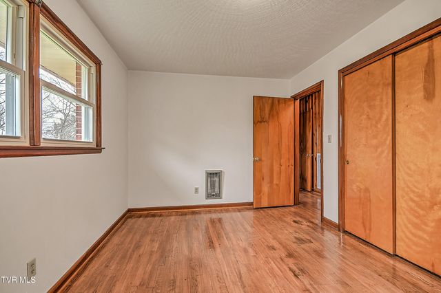 129 Thompson Street, Kingsport, TN 37660