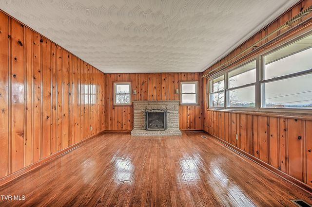 129 Thompson Street, Kingsport, TN 37660