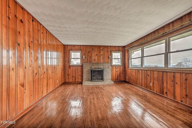 129 Thompson Street, Kingsport, TN 37660