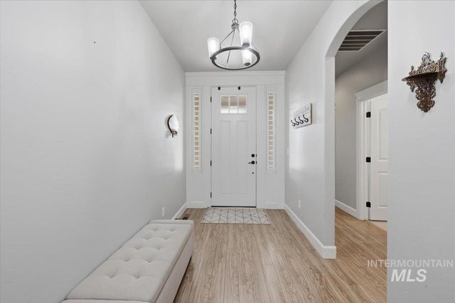 2892 E Lawton Drive, Meridian, ID 83642