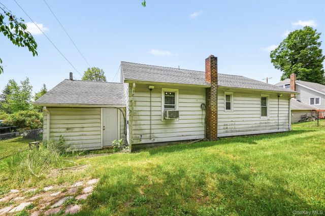 21 Hillside Avenue, Woodbourne, NY 12788