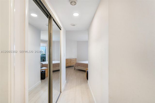 20185 E Country Club Dr 604, Aventura, FL 33180