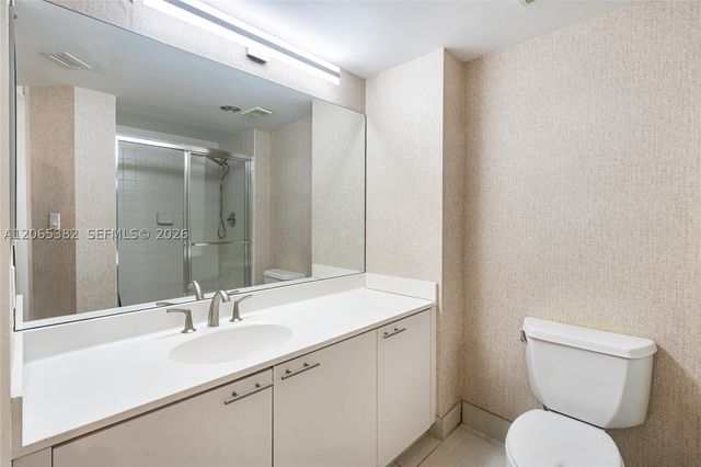 20185 E Country Club Dr 604, Aventura, FL 33180