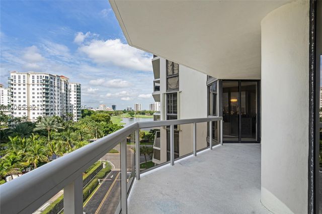 20185 E Country Club Dr 604, Aventura, FL 33180