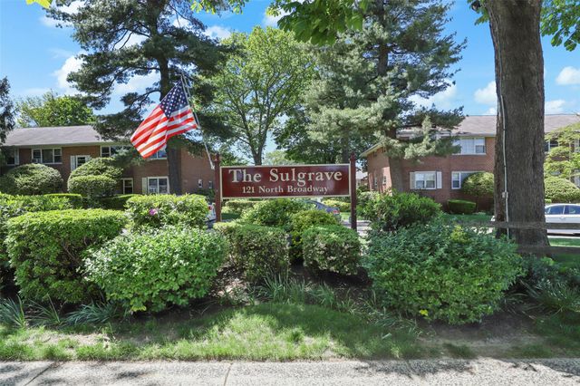 121 N Broadway 22F, White Plains, NY 10603