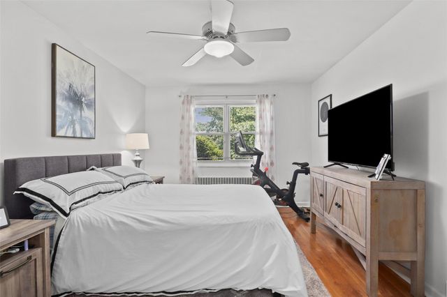 121 N Broadway 22F, White Plains, NY 10603
