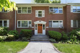 121 N Broadway 22F, White Plains, NY 10603