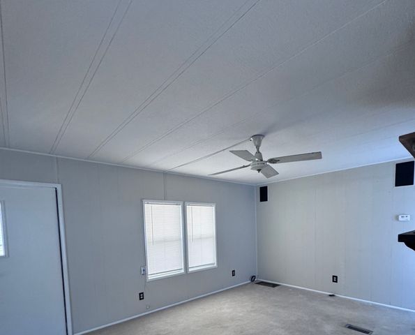 1336 Douglas Avenue 4, Montgomery, IL 60538