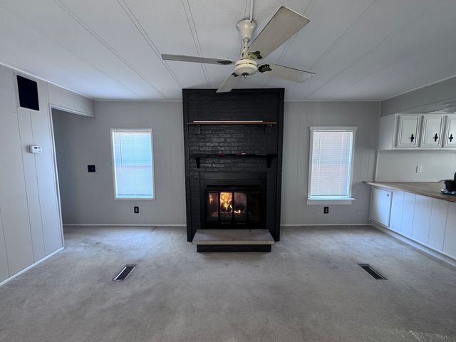 1336 Douglas Avenue 4, Montgomery, IL 60538