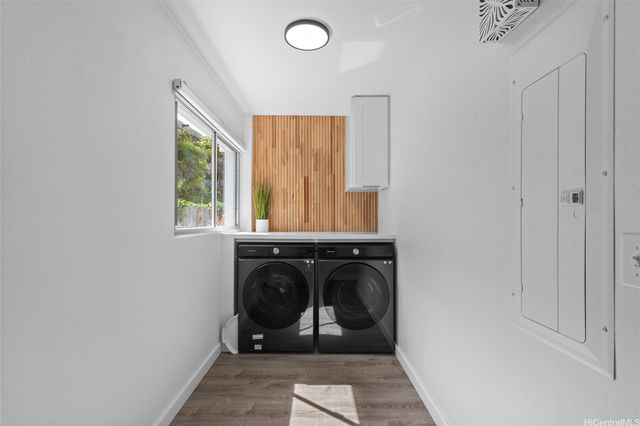 24 Muliwai Lane, Honolulu, HI 96817