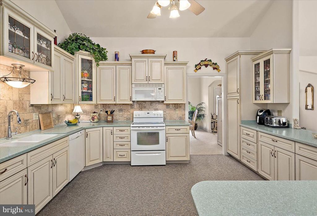 Image 20 of property listing at 5113 RIVER RD, Hurlock, MD 21643