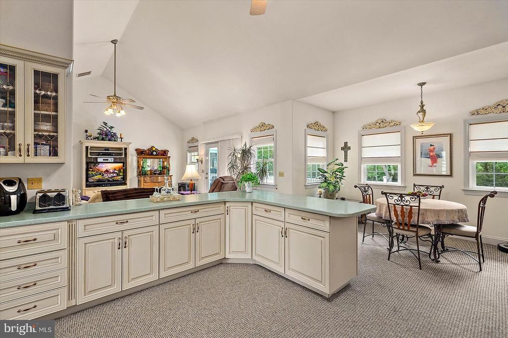 Image 21 of property listing at 5113 RIVER RD, Hurlock, MD 21643