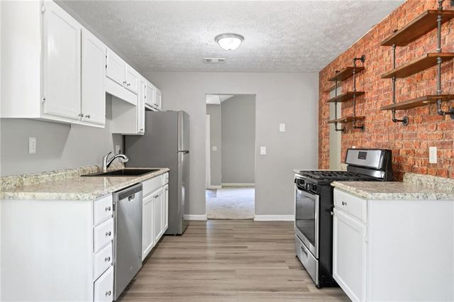 5590 Princeton Oaks Drive, Buford, GA 30518