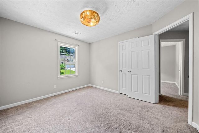 5590 Princeton Oaks Drive, Buford, GA 30518