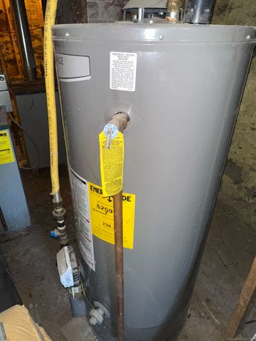 700 Laurel Avenue, Bridgeport, CT 06604