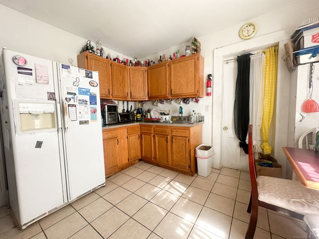 700 Laurel Avenue, Bridgeport, CT 06604