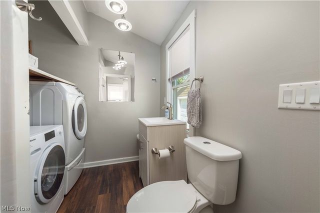 159 Inwood Boulevard, Avon Lake, OH 44012