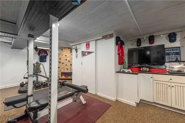 159 Inwood Boulevard, Avon Lake, OH 44012