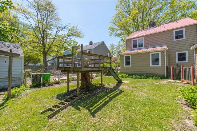 159 Inwood Boulevard, Avon Lake, OH 44012