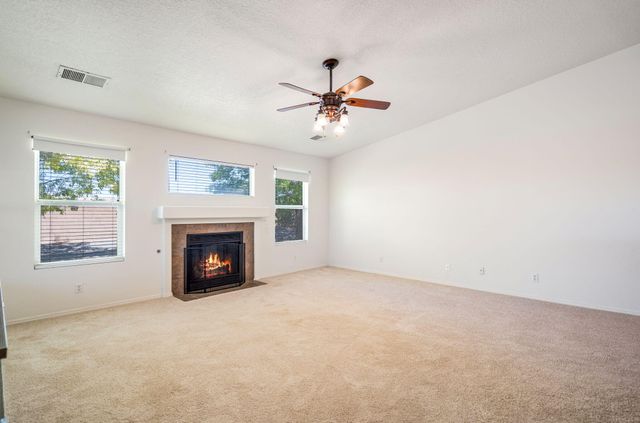 5825 Chaco Loop NE, Rio Rancho, NM 87144