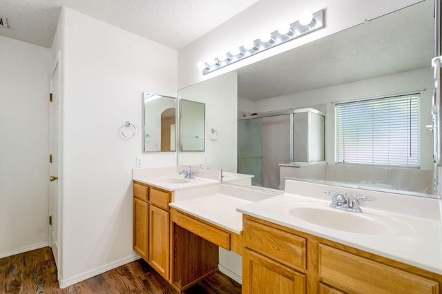 5825 Chaco Loop NE, Rio Rancho, NM 87144
