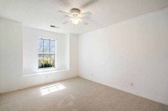 5825 Chaco Loop NE, Rio Rancho, NM 87144