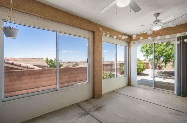 5825 Chaco Loop NE, Rio Rancho, NM 87144