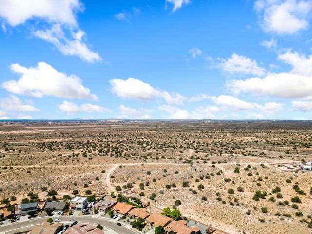 5825 Chaco Loop NE, Rio Rancho, NM 87144