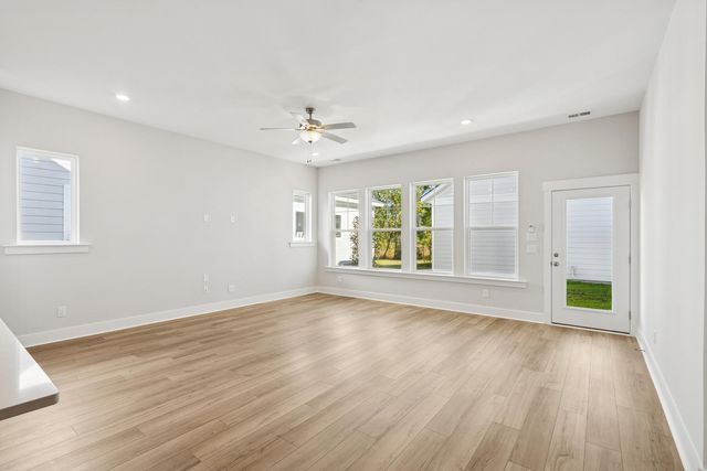 324 Trailmore Lane, Summerville, SC 29486