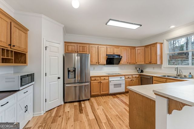 372 Wellington Point Drive, Lawrenceville, GA 30043