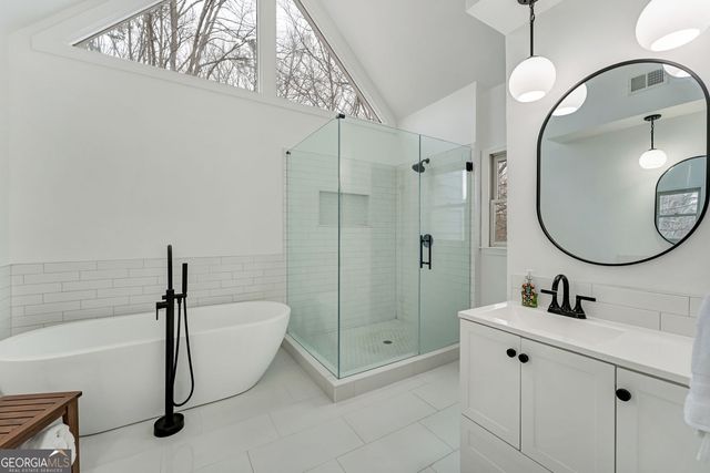 372 Wellington Point Drive, Lawrenceville, GA 30043