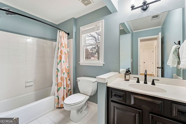 372 Wellington Point Drive, Lawrenceville, GA 30043