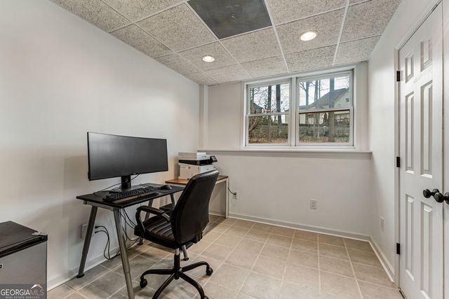 372 Wellington Point Drive, Lawrenceville, GA 30043