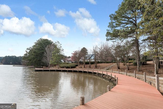 372 Wellington Point Drive, Lawrenceville, GA 30043