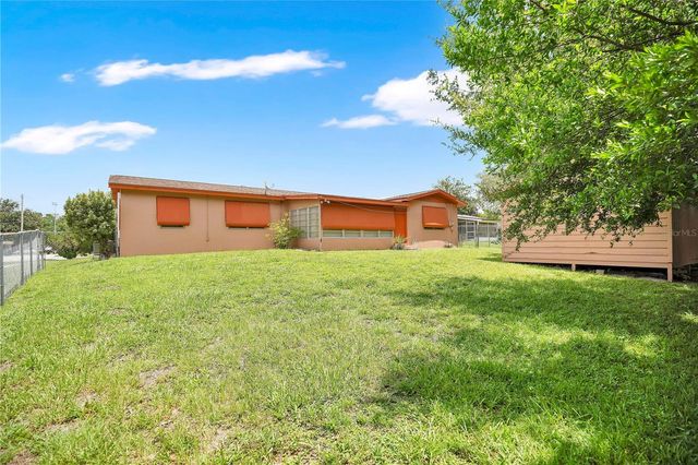 1140 COBBLESTONE AVENUE, Deltona, FL 32725