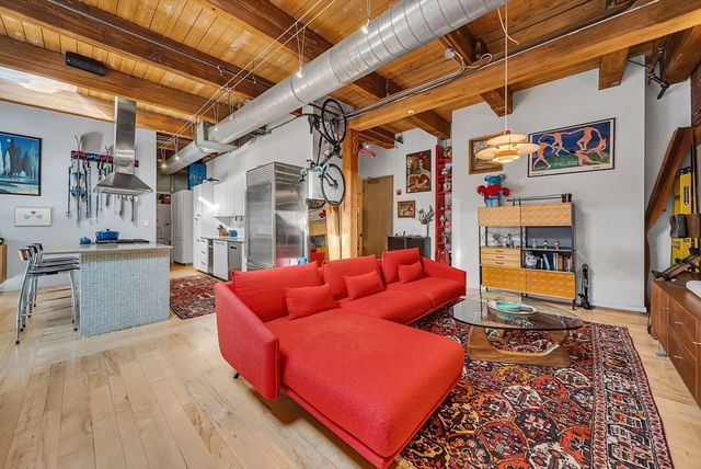 21 Wormwood St 620, Boston, MA 02210