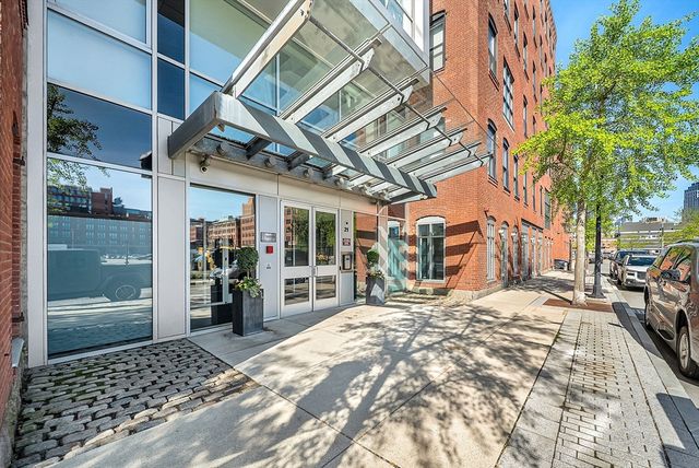 21 Wormwood St 620, Boston, MA 02210