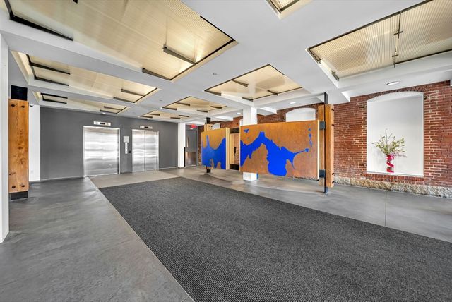 21 Wormwood St 620, Boston, MA 02210