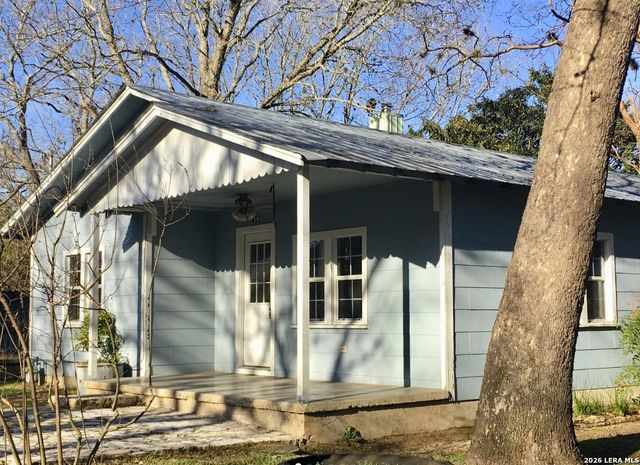 402 OGRADY ST, Boerne, TX 78006