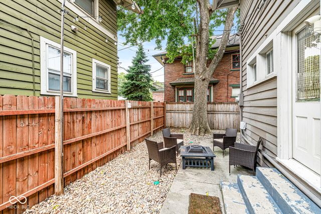 1202 N New Jersey Street, Indianapolis, IN 46202