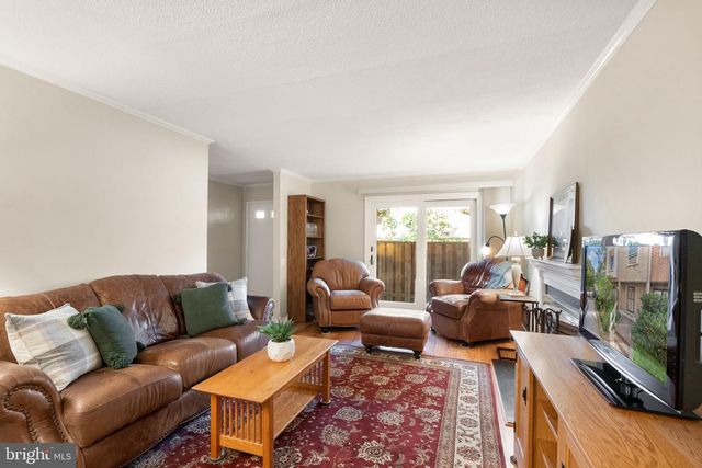 1641 KENWOOD AVE, Alexandria, VA 22302