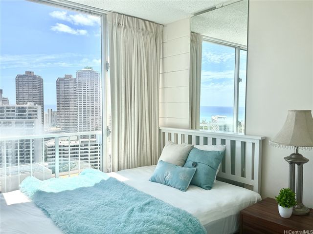 1925 Kalakaua Avenue 2602, Honolulu, HI 96815