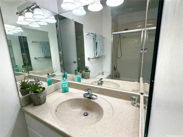 1925 Kalakaua Avenue 2602, Honolulu, HI 96815